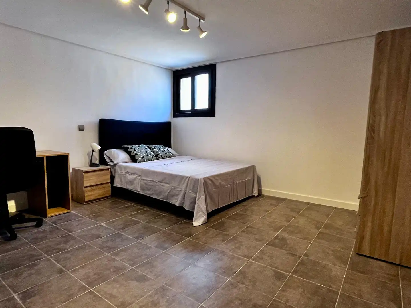 Bedroom of Detached homes for share in Villanueva de la Cañada  with Air Conditioner, Heating and Private garden