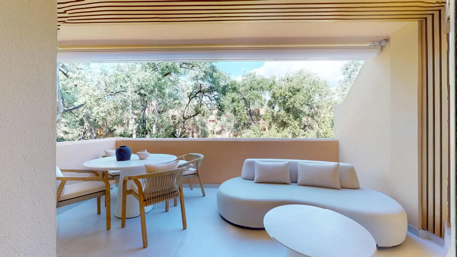 Terrassa de Pis en venda en Marbella amb Jardí privat, Terrassa i Balcó