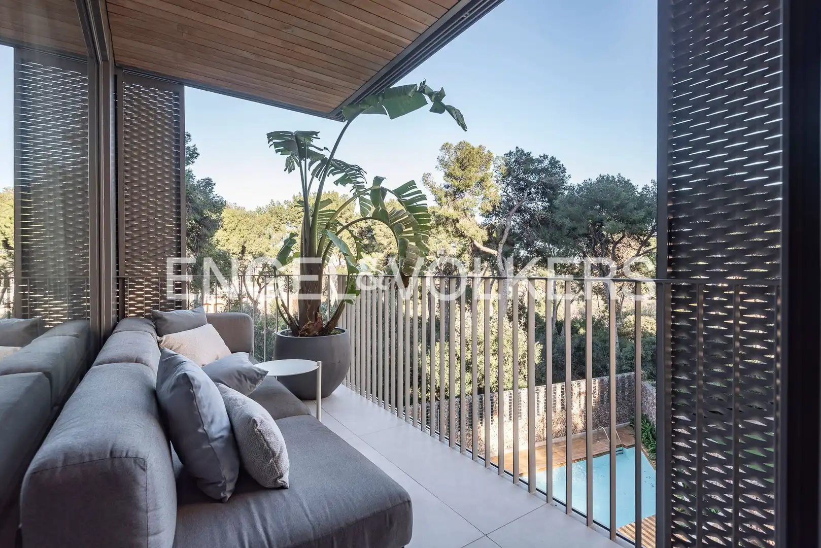 Terraza de Piso en venta en Barcelona con Aire acondicionado, Calefacción y Jardín privado
