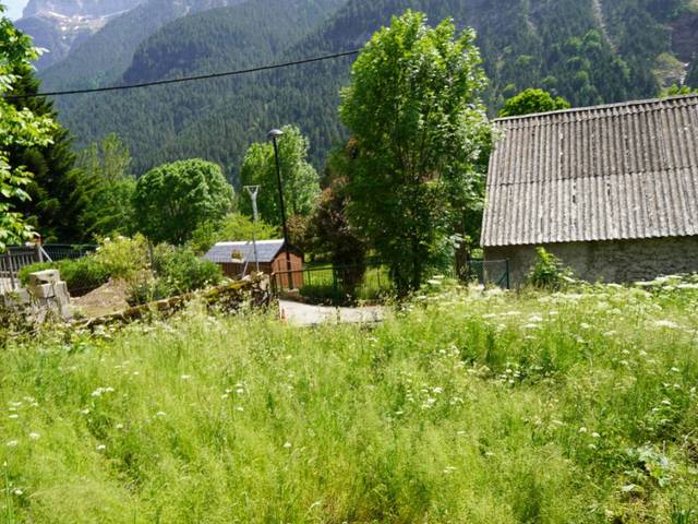 Terreno residencial en Venta en Barrio Cortes Las Ag.Espierba, 8-B en Bielsa