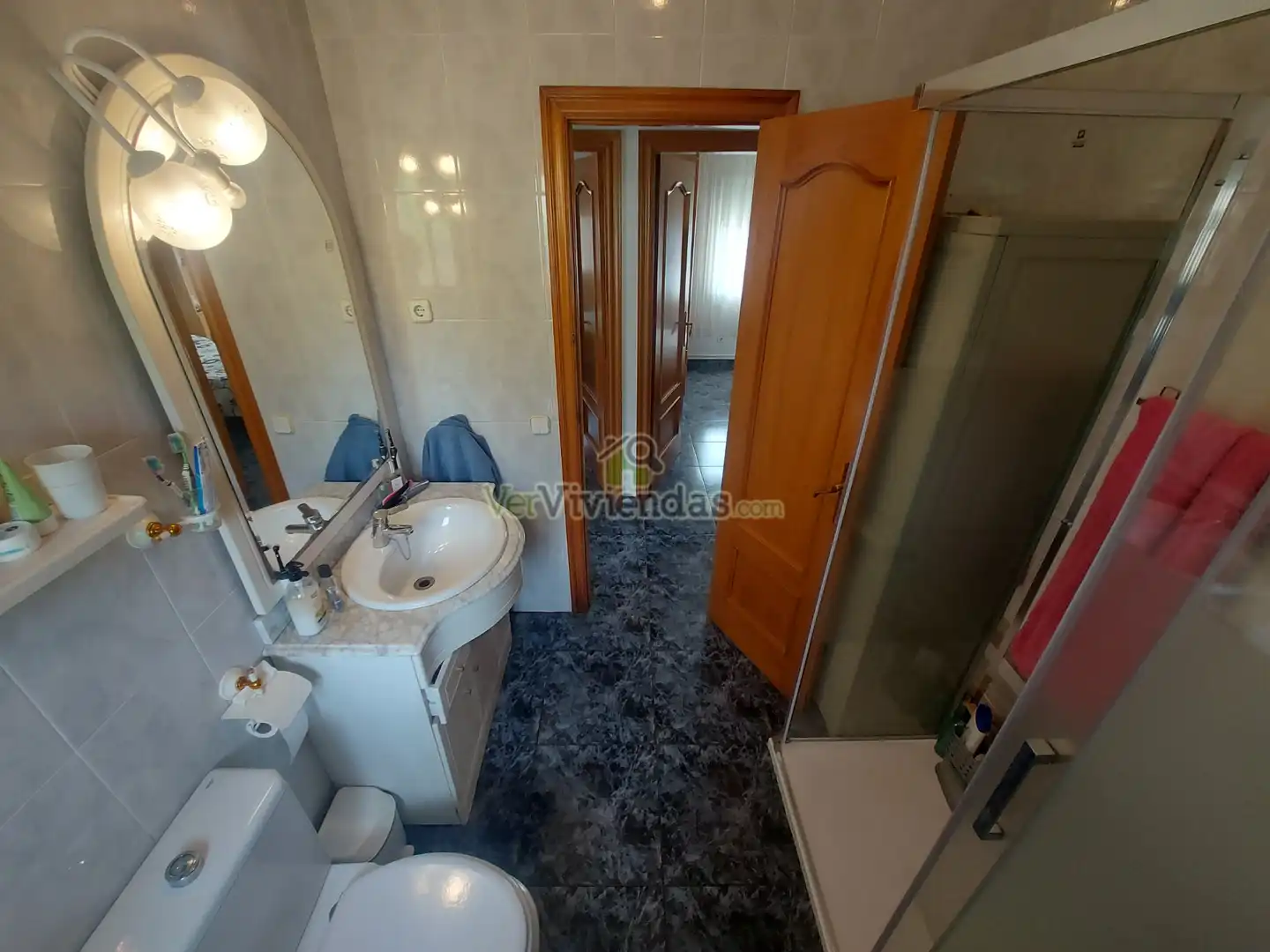 Bathroom of Houses for sale in Sant Vicenç Dels Horts  with Air Conditioner, Heating and Private garden