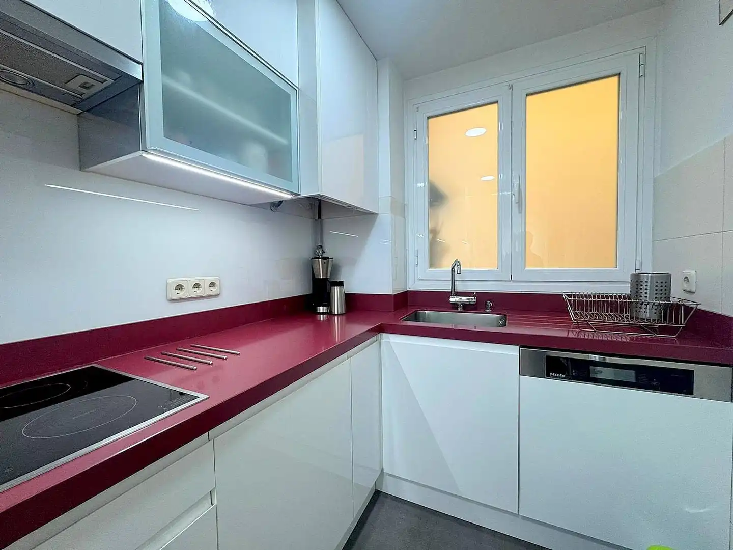 Küche von Wohnung zur Miete in Madrid mit Klimaanlage und Heizung