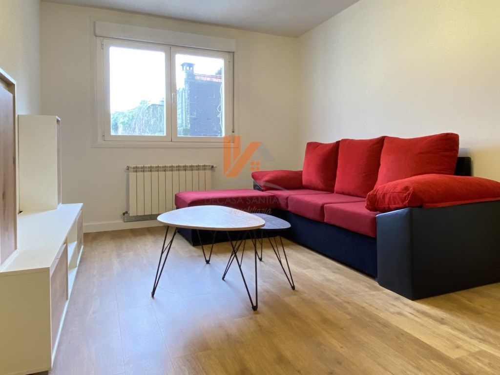 Sala d'estar de Apartament de lloguer en Santiago de Compostela  amb Moblat