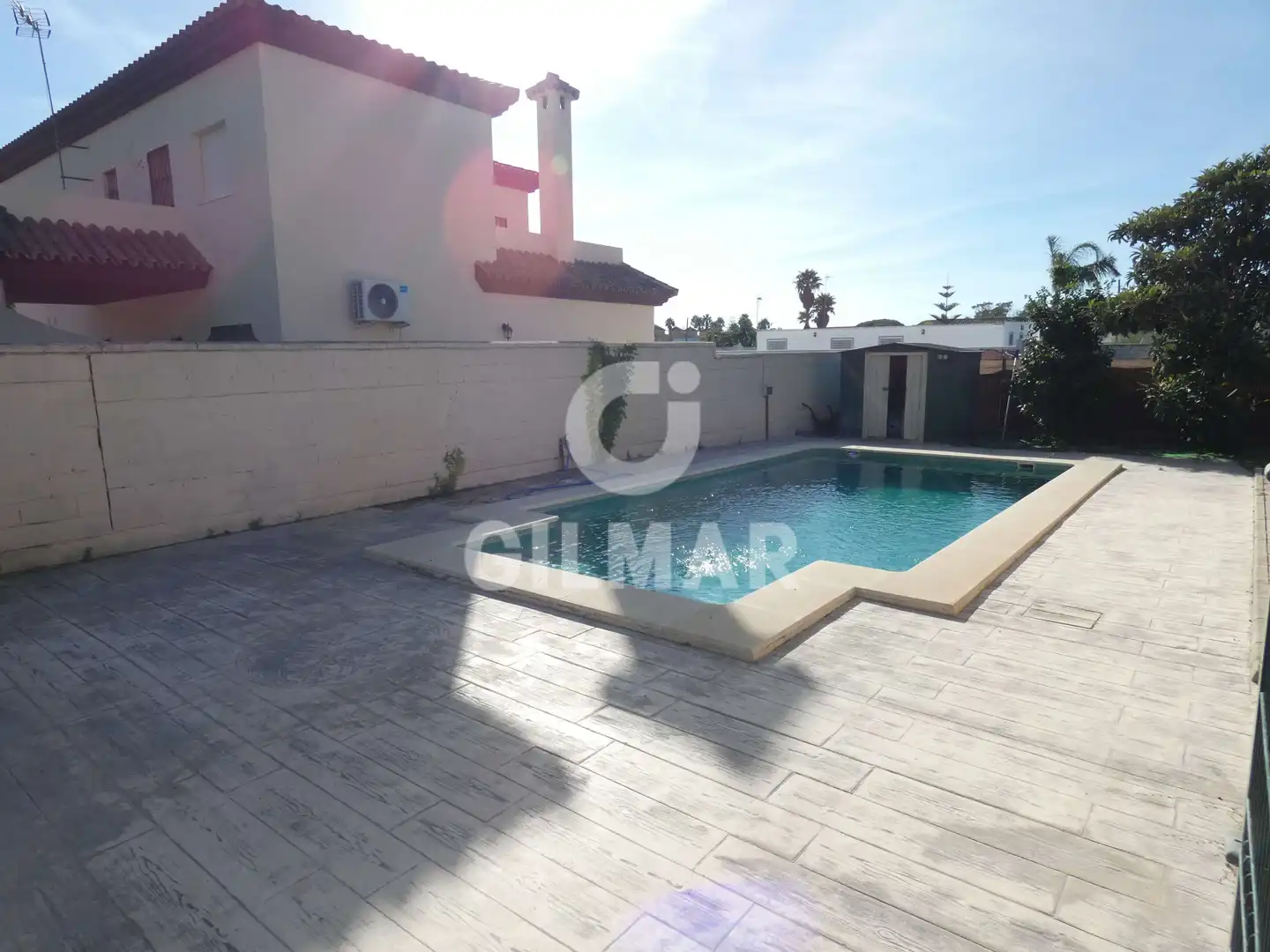 Piscina de Casa o xalet de lloguer en El Puerto de Santa María amb Aire condicionat, Jardí privat i Piscina