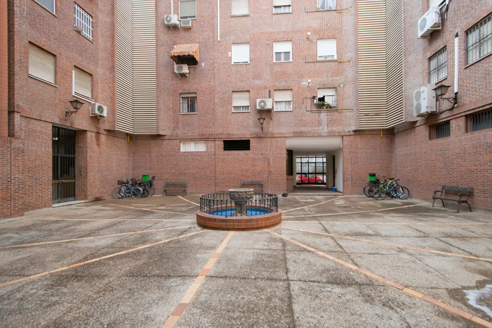 Flat with lift for sale in Casco Antiguo, imagen 2