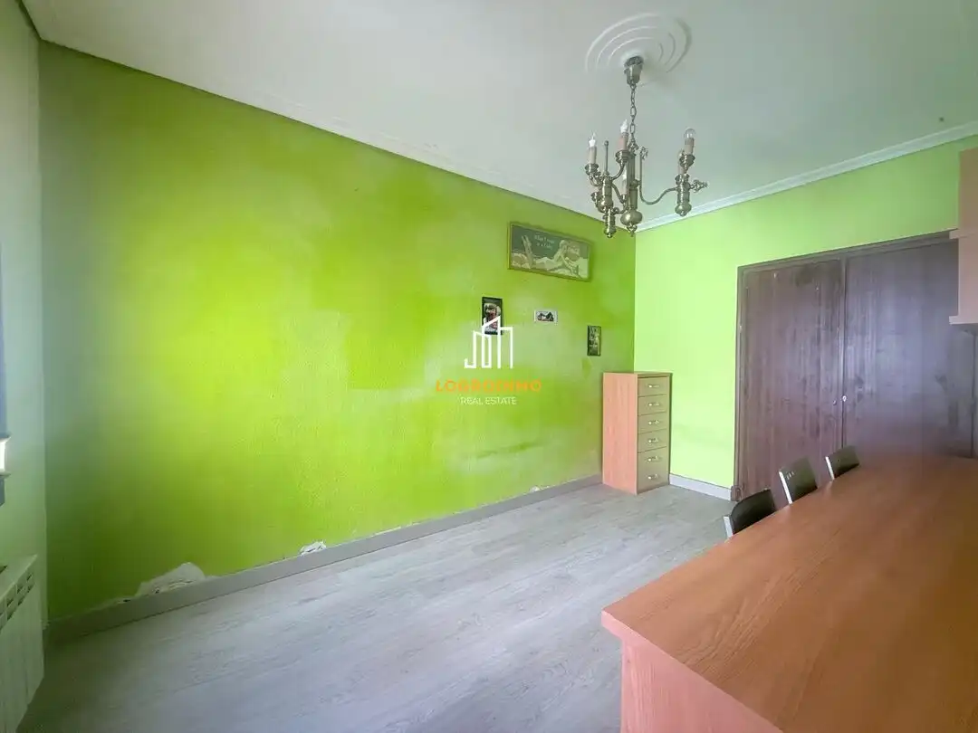 Flat for sale in  Logroño  with Heating, Parquet flooring and Terrace