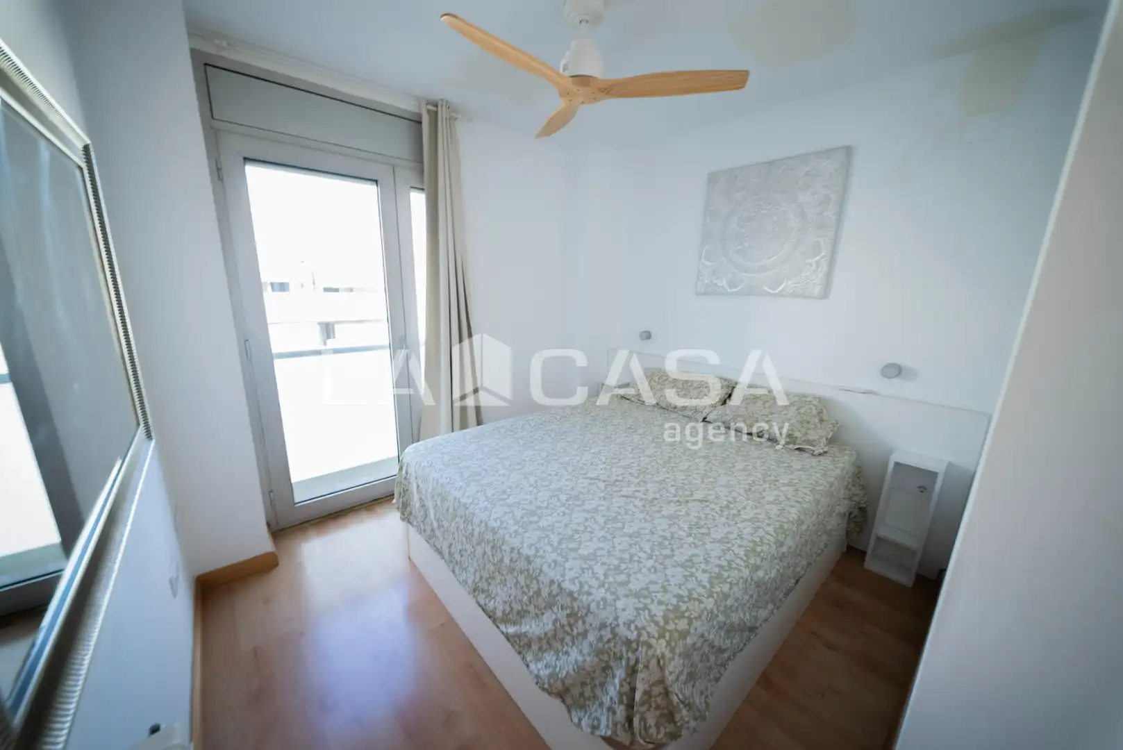 Bedroom of Attic for sale in Barcelona  with Private garden, Parquet flooring and Terrace