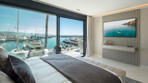 Foto 3 de Piso en venta en Puerto Banús, Marbella