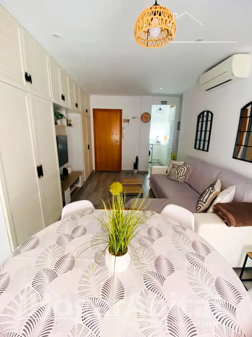 Wohnzimmer von Wohnung zum Verkauf in Gandia mit Klimaanlage, Heizung und Möbliert