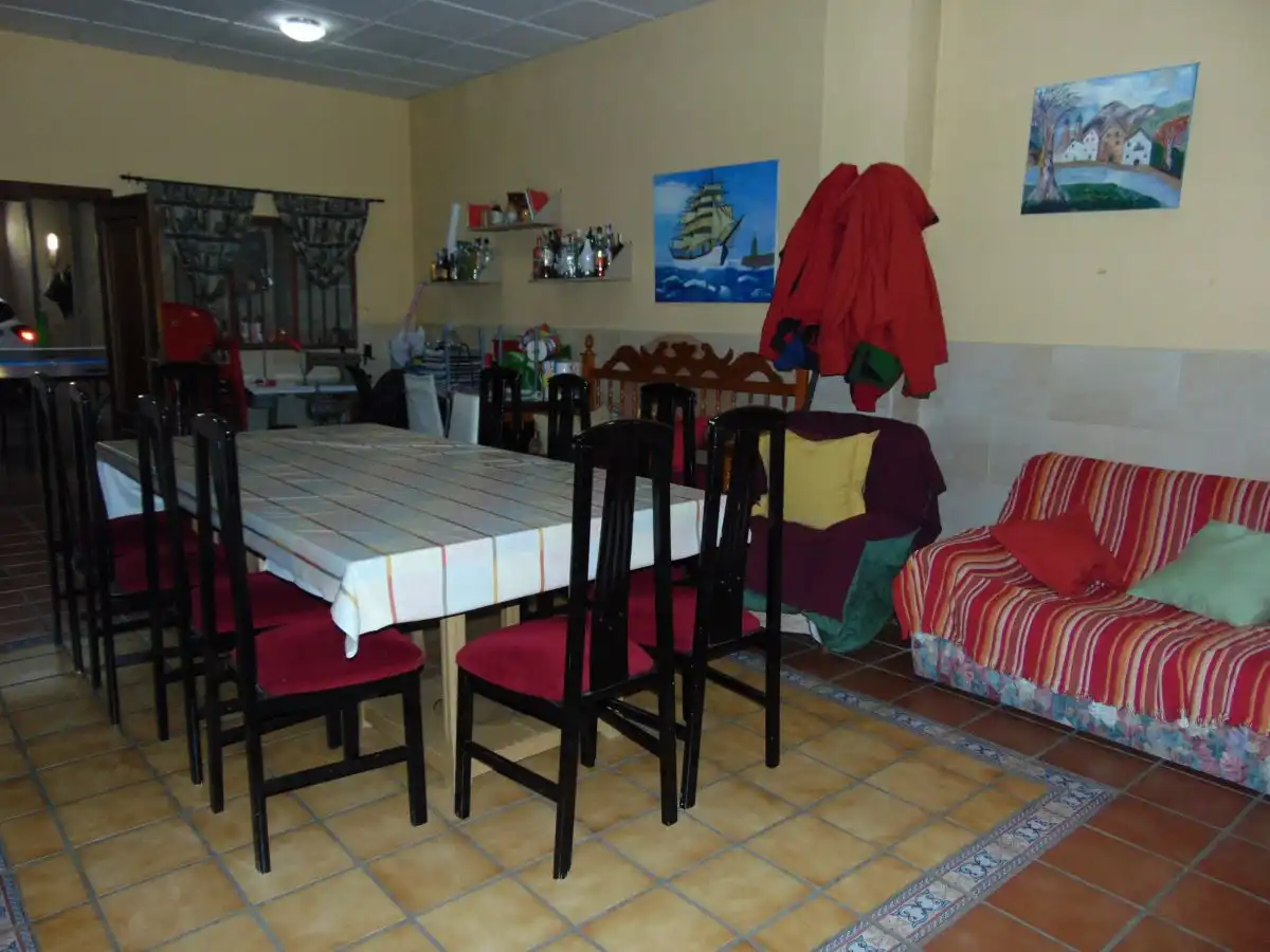 Menjador de Casa o xalet en venda en Valdepeñas amb Aire condicionat, Calefacció i Terrassa
