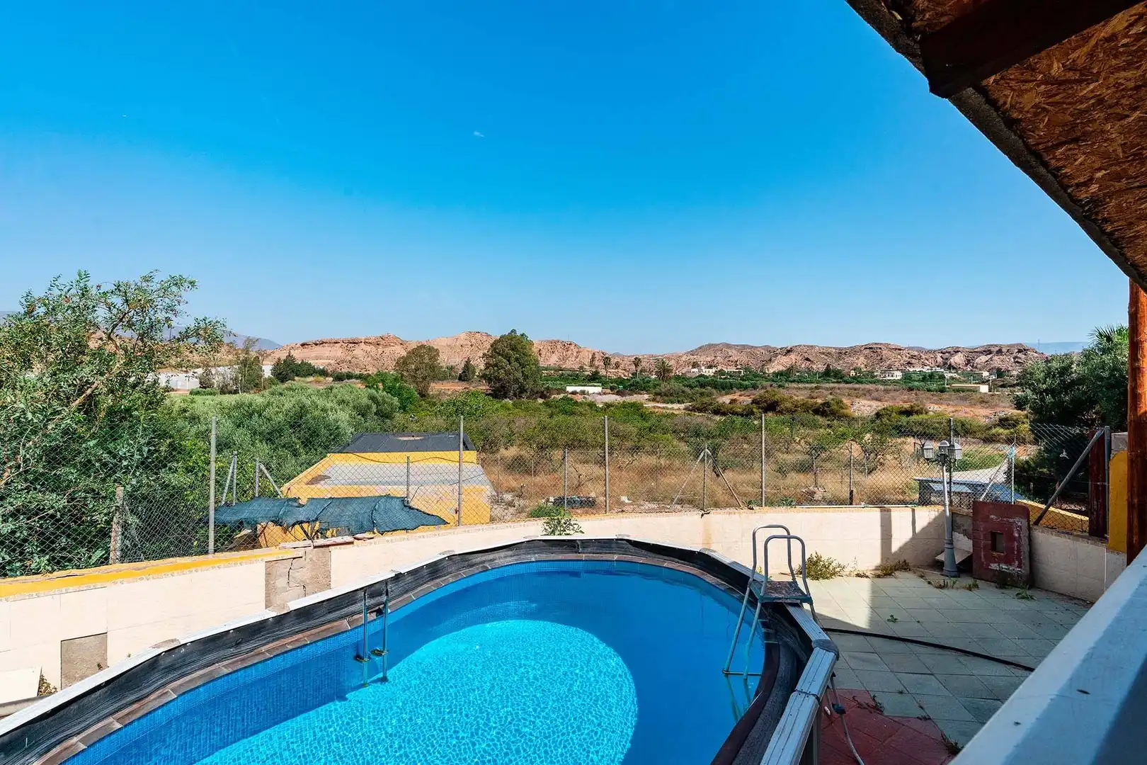 Schwimmbecken von Country house zum Verkauf in Rioja mit Privatgarten