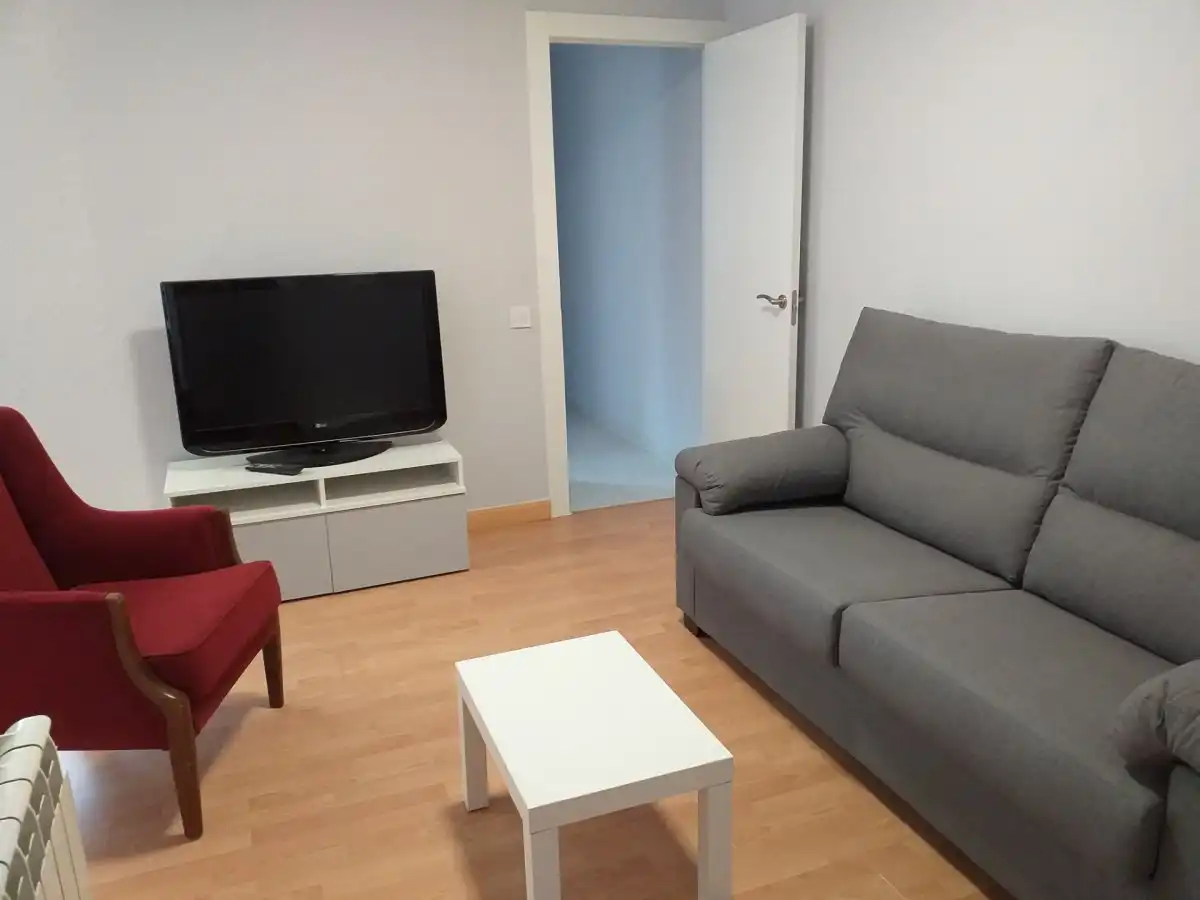 Piso de alquiler en Castilla - Hermida