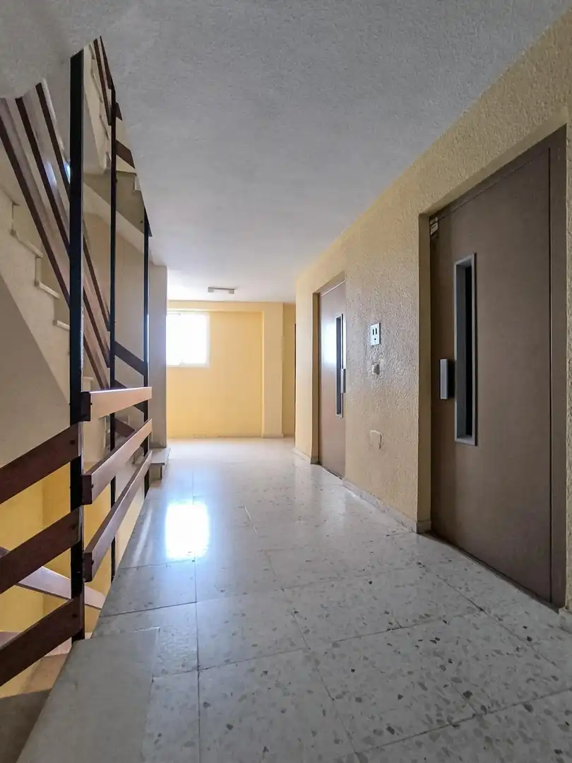 Wohnung zum Verkauf in Torrevieja mit Terrasse, Möbliert und Balkon