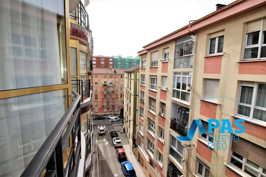Vista exterior de Piso en venta en Santander con Calefacción, Terraza y Trastero