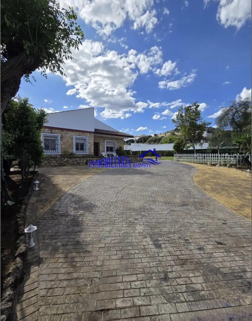 Exterior view of Houses for sale in Córdoba  with Swimming Pool