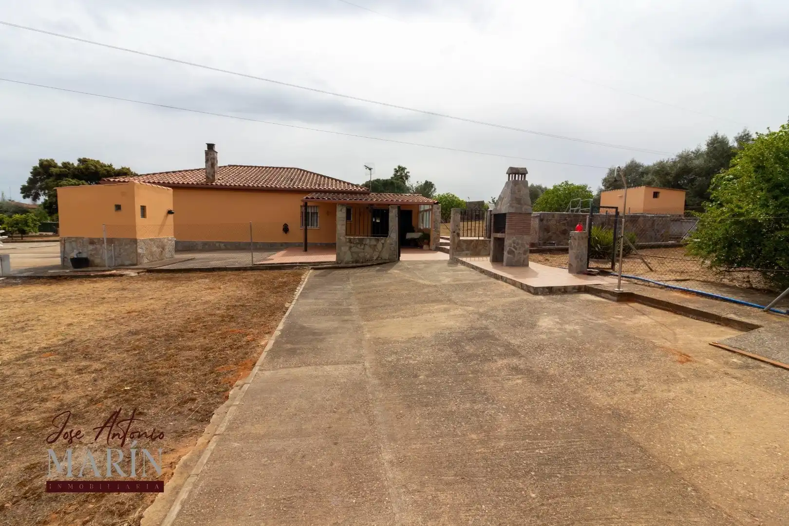Casa o chalet en venta en Badajoz con Aire acondicionado, Jardín privado y Piscina