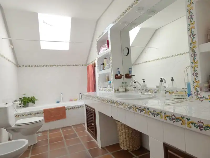 Bany de Casa o xalet en venda en Albacete amb Aire condicionat, Calefacció i Terrassa