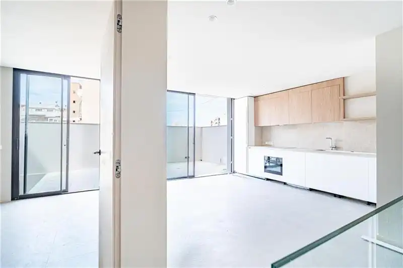 Bajo con piscina en venta en Platja de Palma