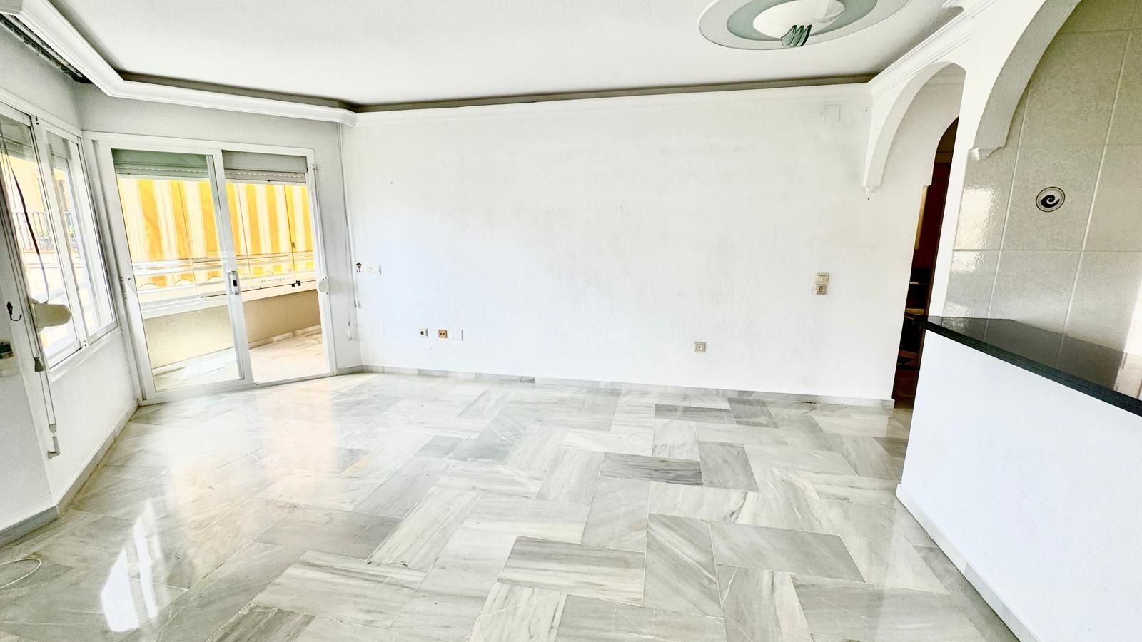 Apartament en venda en Torremolinos amb Aire condicionat, Jardí privat i Parquet