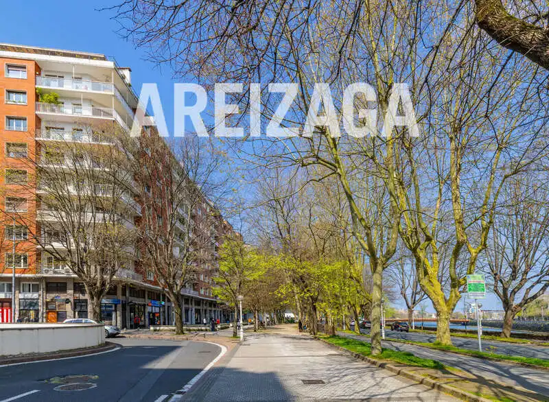 Exterior view of Flat for sale in Donostia - San Sebastián   with Heating