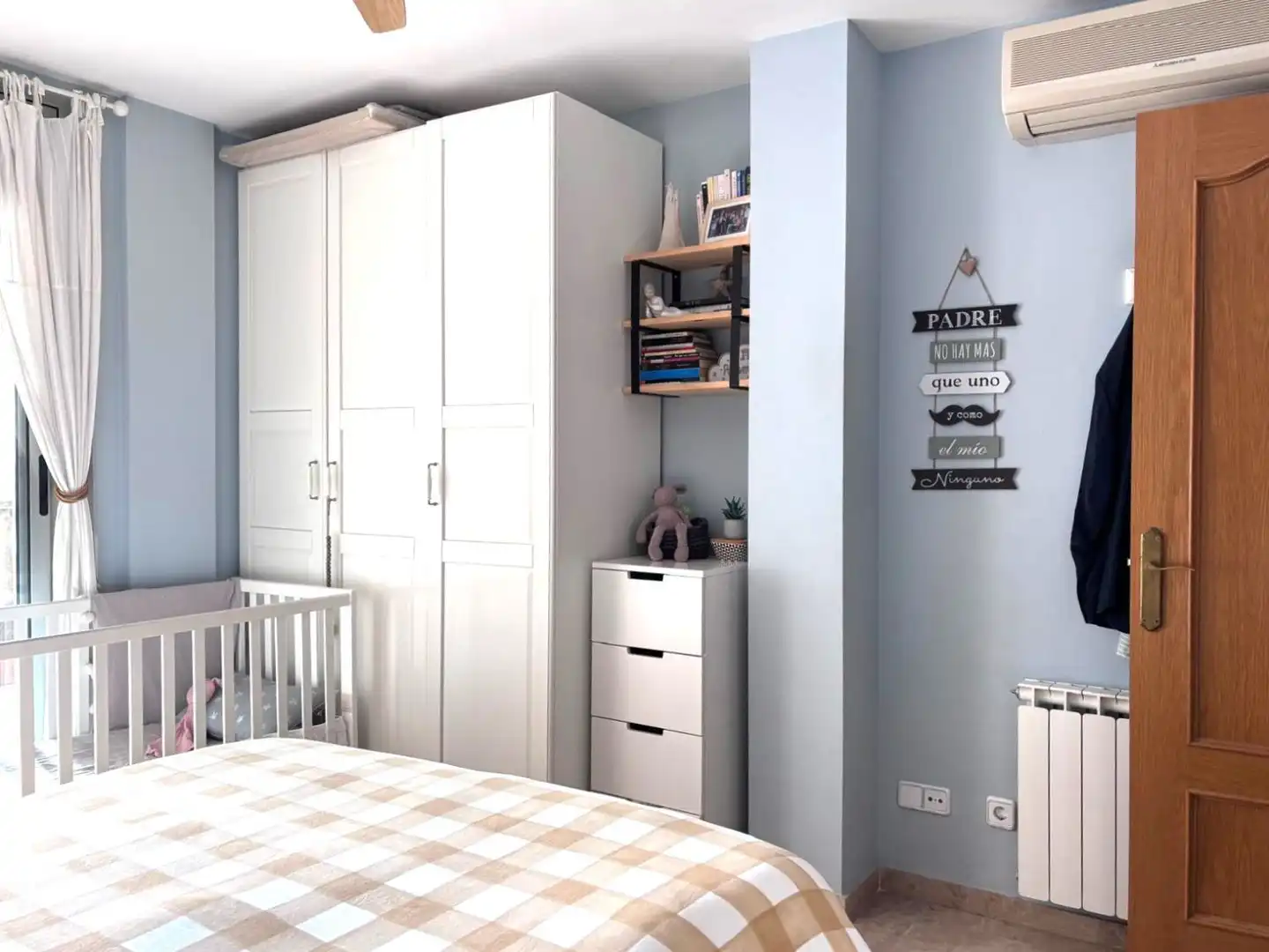 Habitación de Dúplex en venta en Sant Boi de Llobregat con Aire acondicionado, Calefacción y Terraza