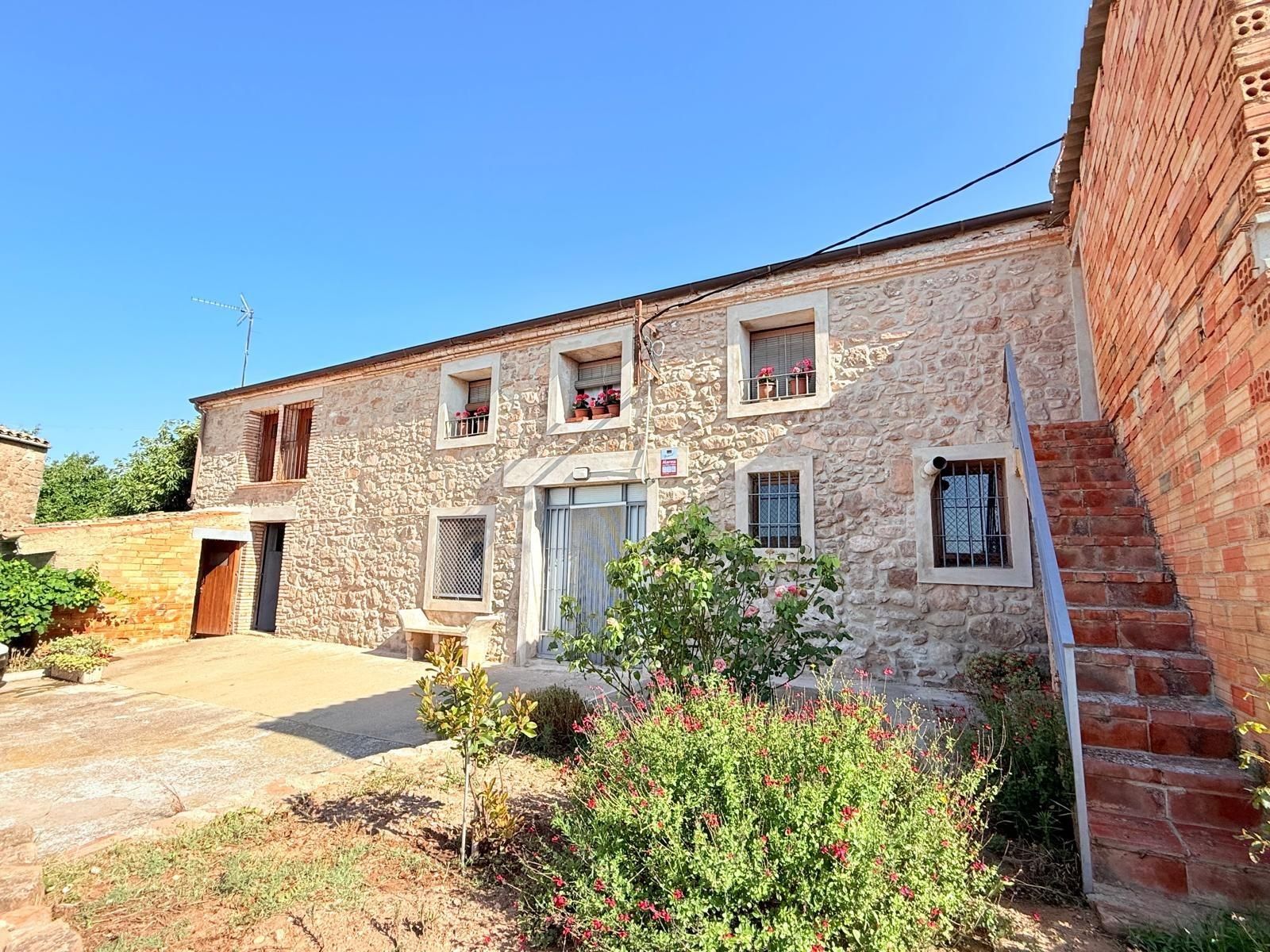 Exterior view of House or chalet for sale in Òdena
