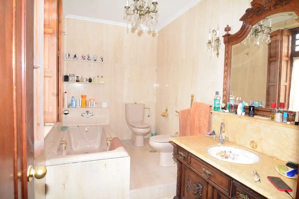 Bany de Casa o xalet en venda en Llanes amb Calefacció, Jardí privat i Traster