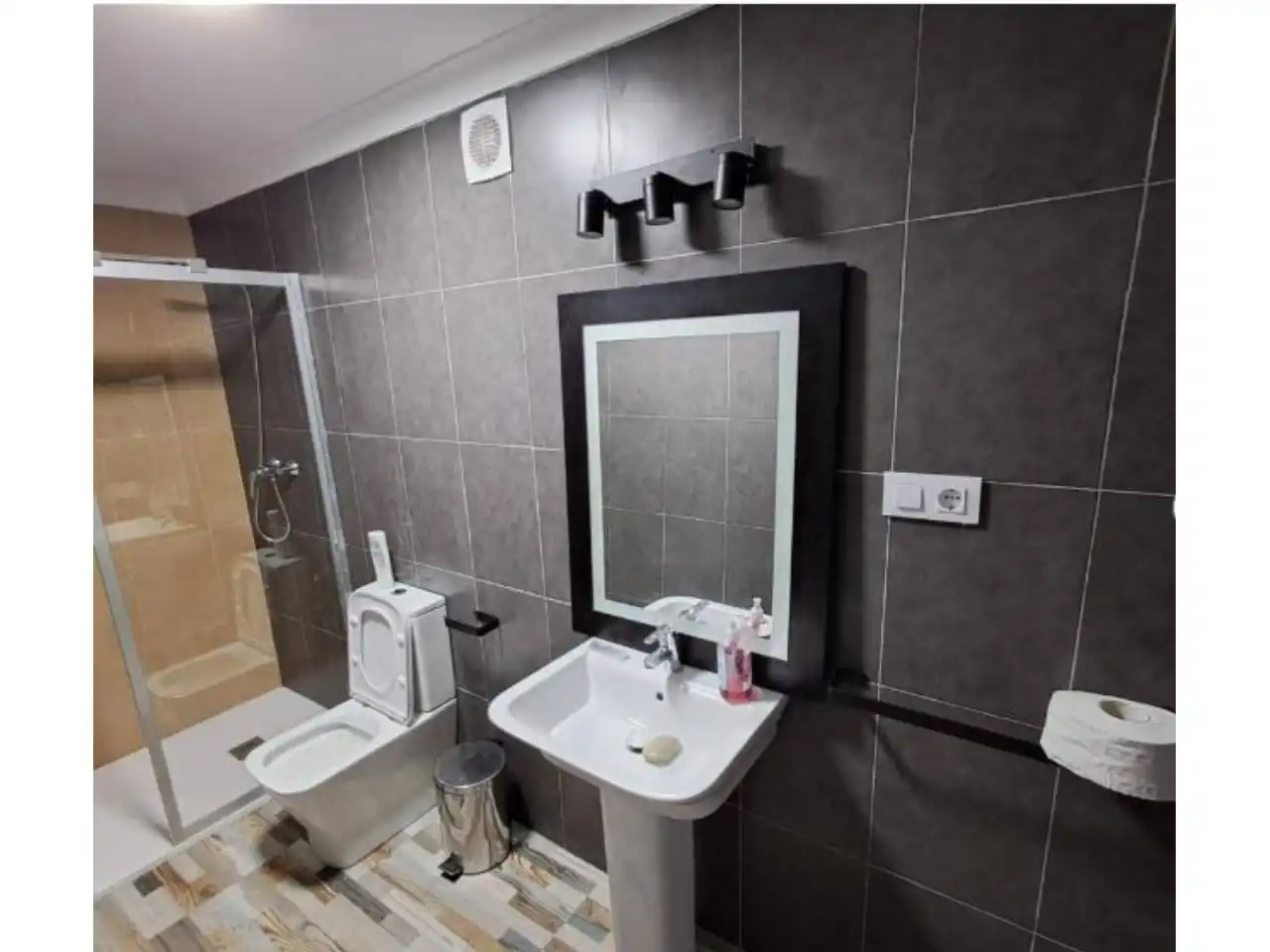 Baño de Casa o chalet de alquiler en Vilamarín con Jardín privado y Amueblado