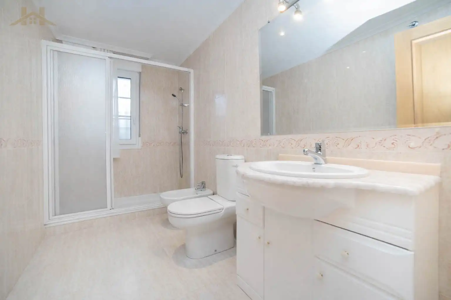 Bathroom of Houses for sale in Guadarrama  with Heating and Swimming Pool