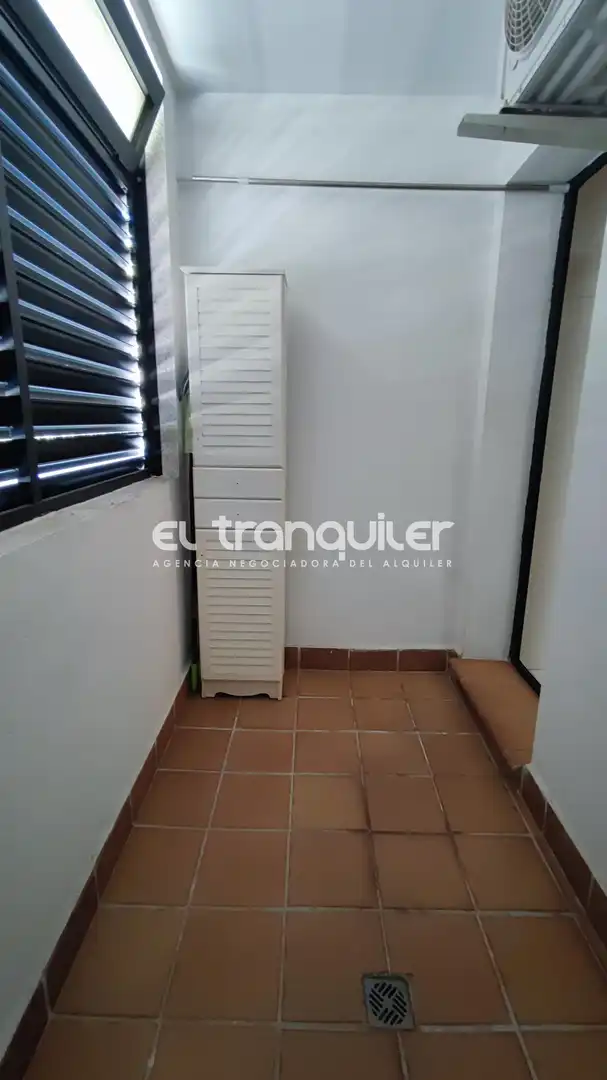 Flat for rent in Calle Tubas, Cuatro vientos