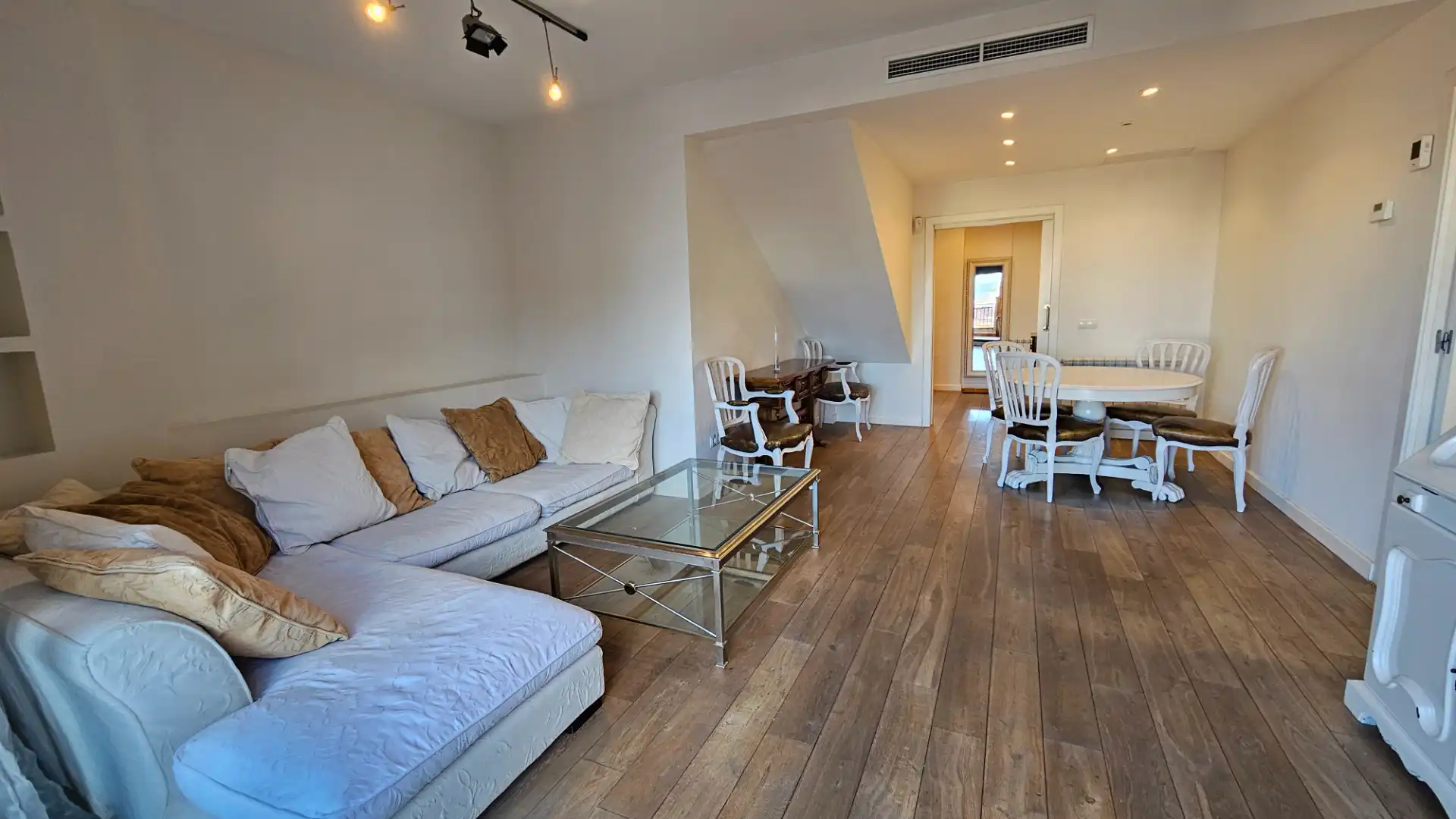 Penthouse with terrace for sale in Carrer Rovira i Virgili, imagen 5
