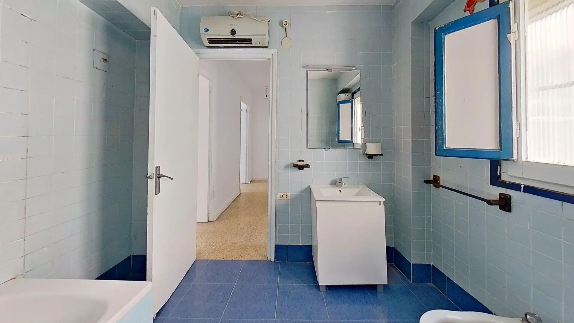 Badezimmer von Wohnung zum Verkauf in Valencia