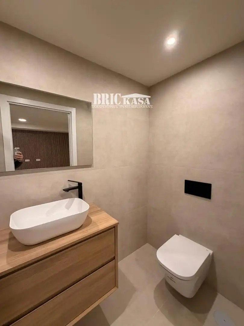 Bathroom of Flat for rent in Cáceres  with Air Conditioner, Heating and Terrace