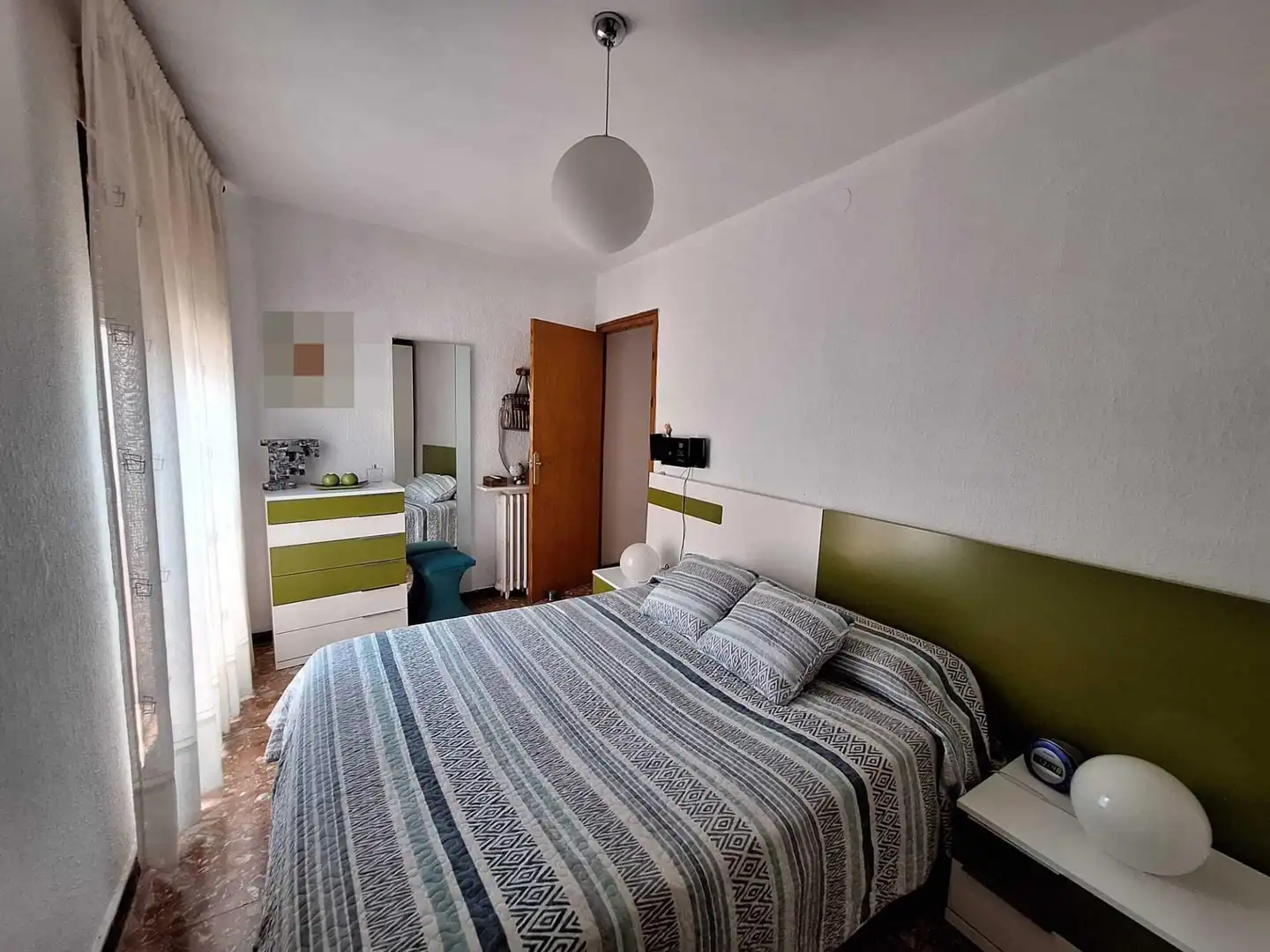 Dormitori de Casa adosada en venda en Castellar del Vallès amb Aire condicionat, Calefacció i Terrassa