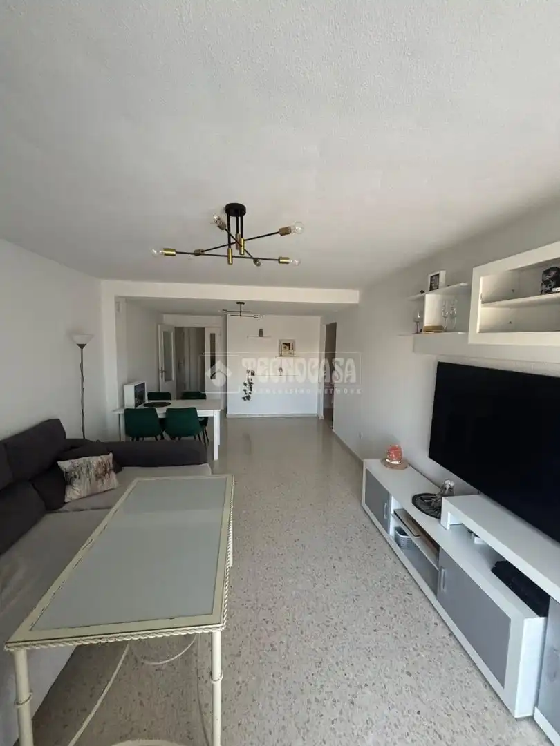 Wohnzimmer von Wohnung zum Verkauf in Alcalá de Guadaira mit Klimaanlage und Balkon