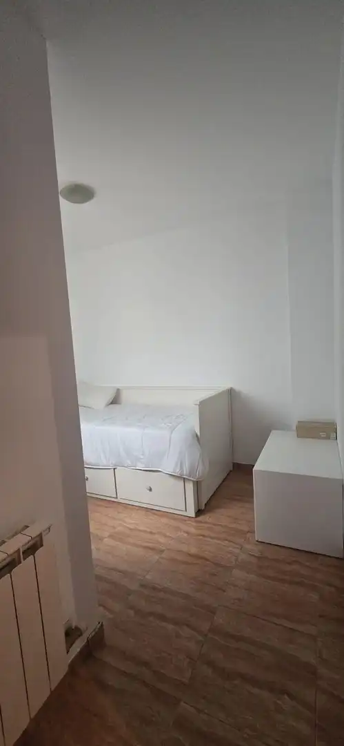 Dormitori de Pis en venda en Terrassa amb Aire condicionat, Calefacció i Terrassa