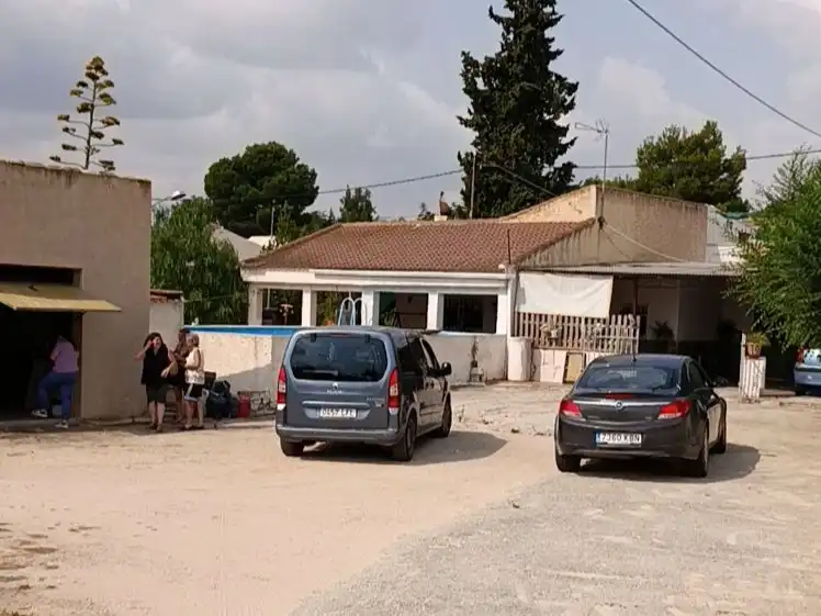 Villa con giardino in vendita a Carretera Elda-Sax 108, imagen 3