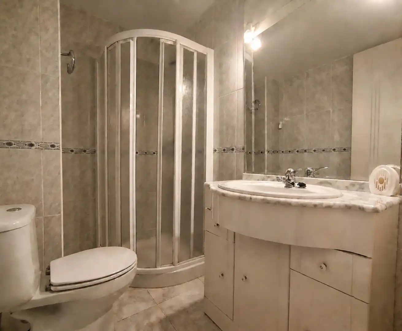 Badezimmer von Wohnung zur Miete in Malpartida de Plasencia mit Heizung, Terrasse und Möbliert