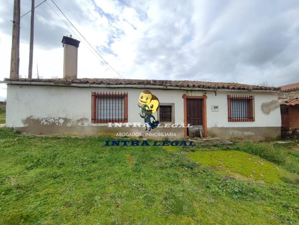 Vista exterior de Casa o xalet en venda en Mozárbez