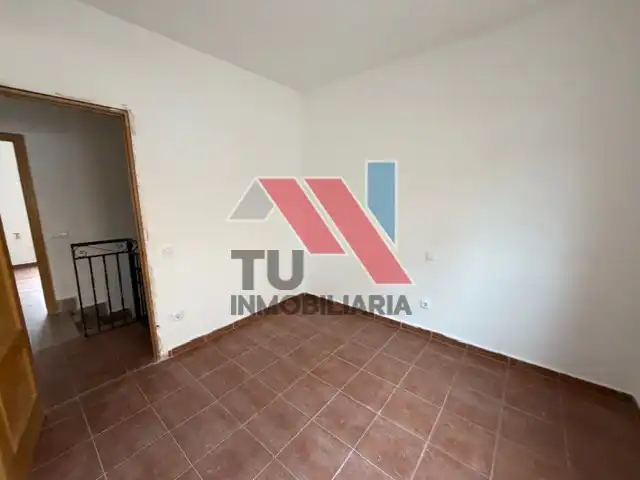 Dormitori de Casa o xalet en venda en Otero amb Calefacció, Jardí privat i Balcó