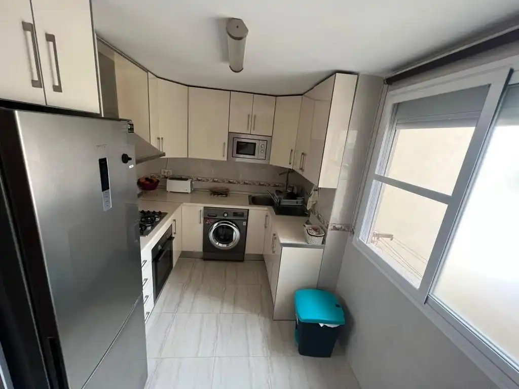 Cocina de Piso en venta en Melilla con Aire acondicionado, Amueblado y Horno