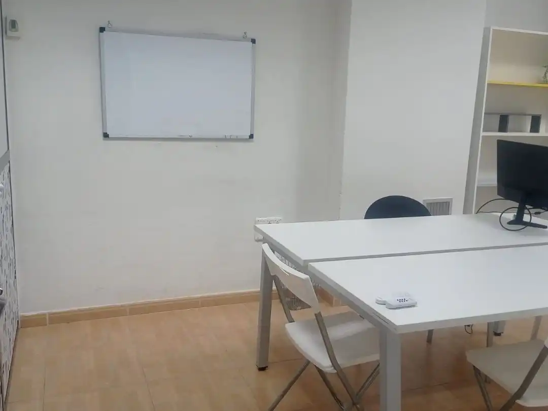Büro zur Miete in Ibi mit Klimaanlage, Möbliert und Internet