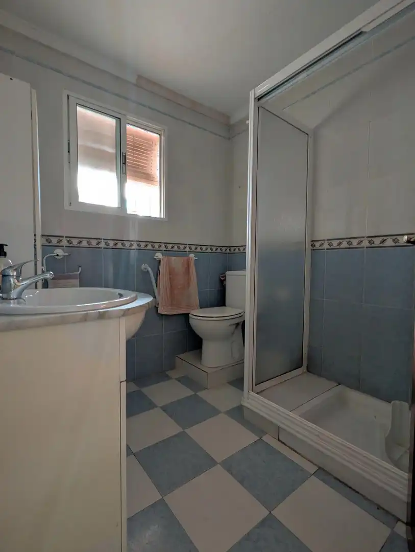 Reihenhaus zum Verkauf in Sanlúcar la Mayor, imagen 15