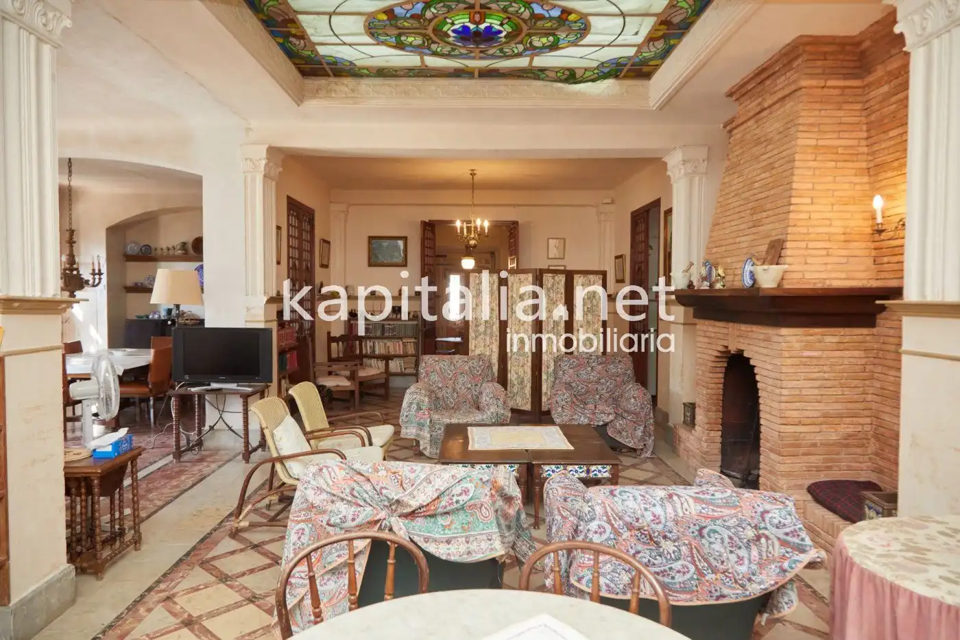 Country house zum Verkauf in Bocairent mit Privatgarten, Terrasse und Balkon