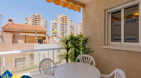 Apartamento con piscina comunitaria, en la provincia de Alicante, en la ciudad de Torrevieja. 2 habitaciones | 62 m² | 1,6 kilómet