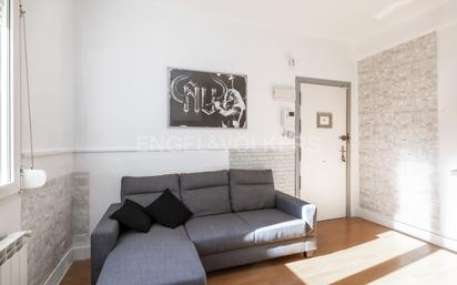 Living room of Apartment for sale in  Madrid Capital