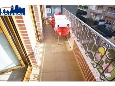 Appartement avec balcon à louer à Calle PALACIO 19