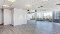 Office to rent in  Barcelona Capital  with Air Conditioner and Heating