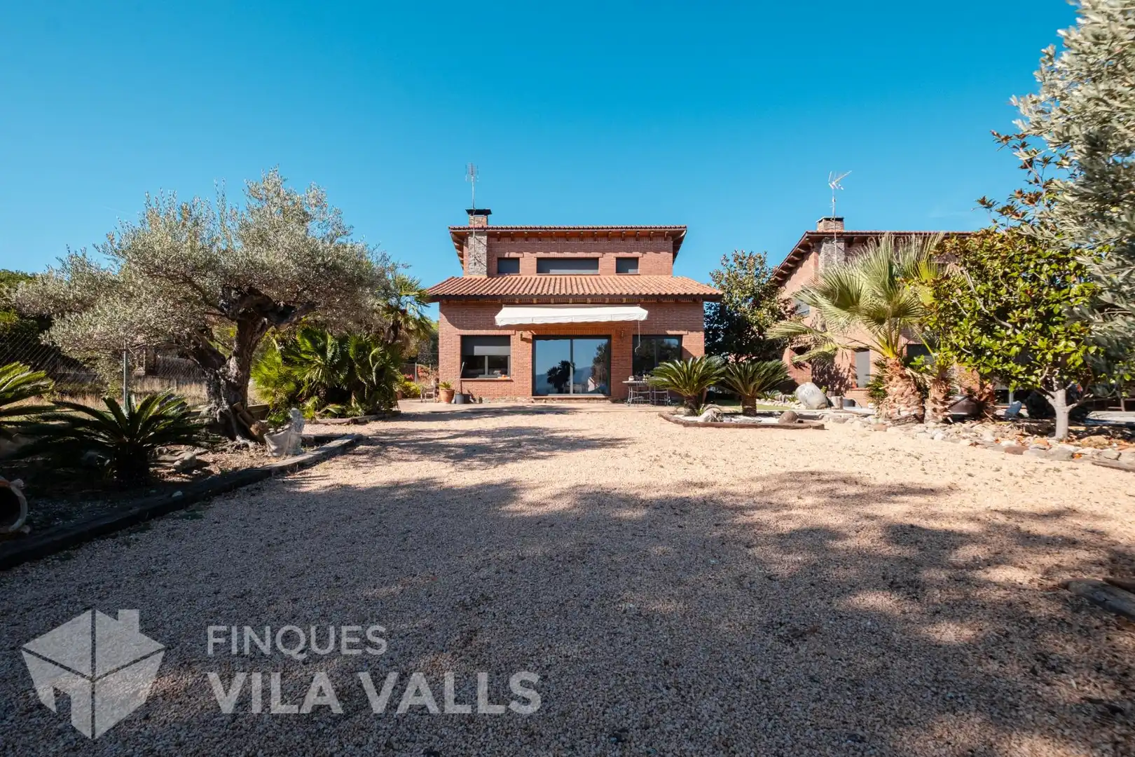 Detached house with garden for sale in CASTELL DE MONTBUI, imagen 2