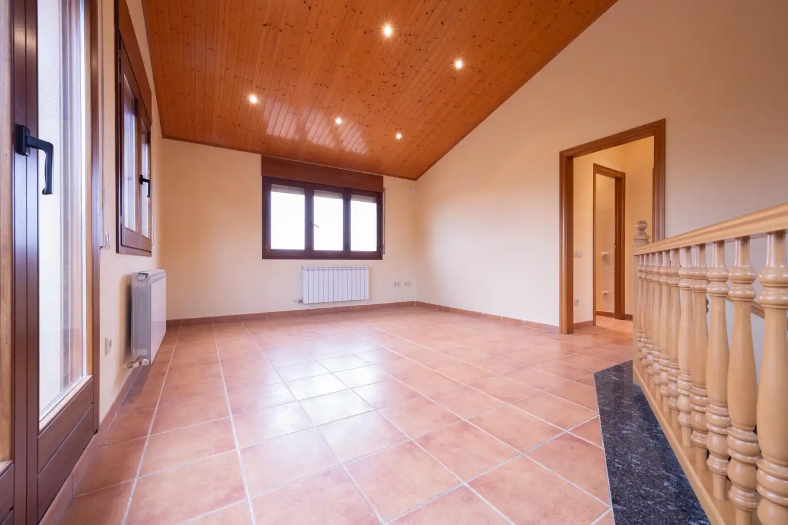 Casa o xalet en venda en L'Esquirol amb Calefacció, Jardí privat i Terrassa